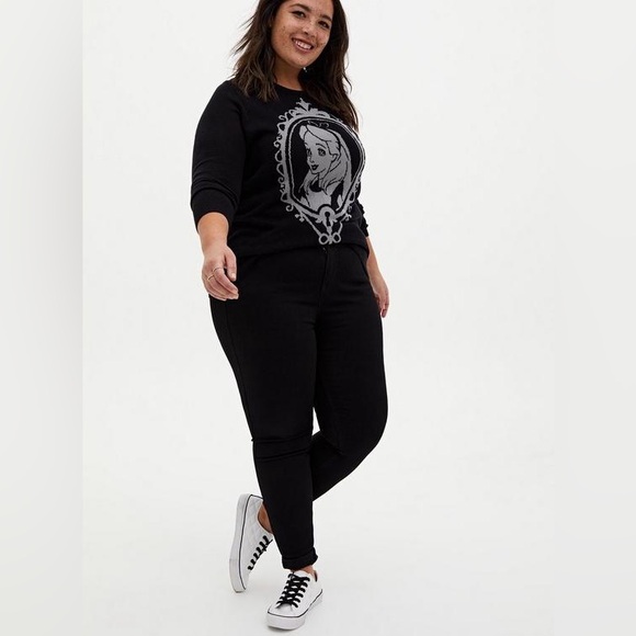Torrid Disney Alice In Wonderland Black Sweater 1X (14-16) - Picture 3 of 7
